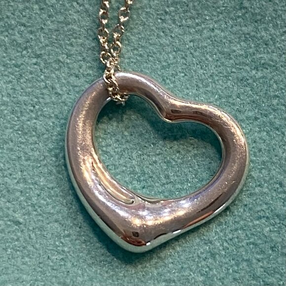 Tiffany & Co Elsa Peretti Open Heart neklace - Picture 4 of 5